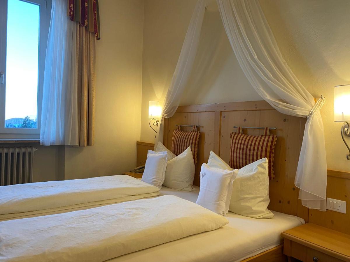 Hotel Castel Latemar Carezza al Lago Exterior photo